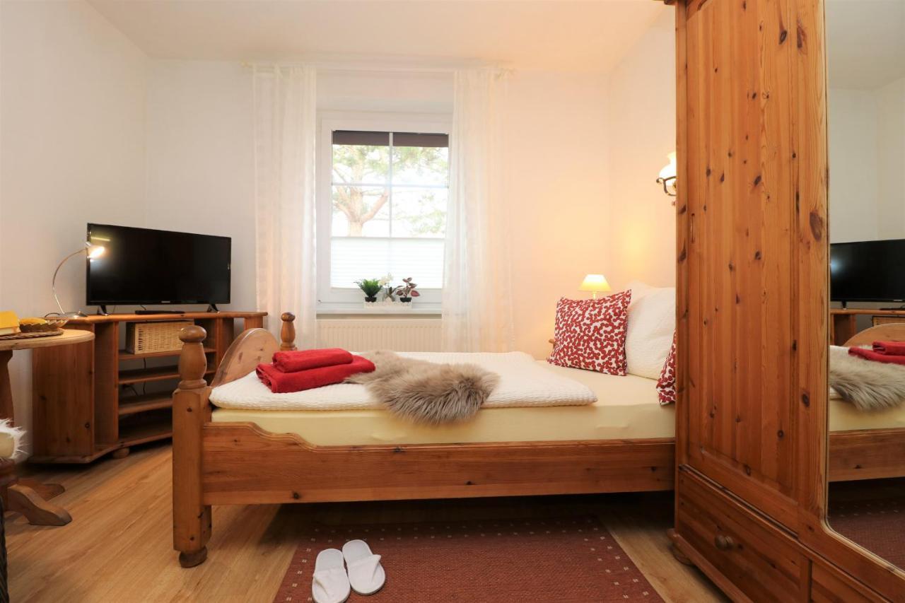 Ferienappartements Zwischen Meer Und Bodden App 05 Wustrow  Bagian luar foto